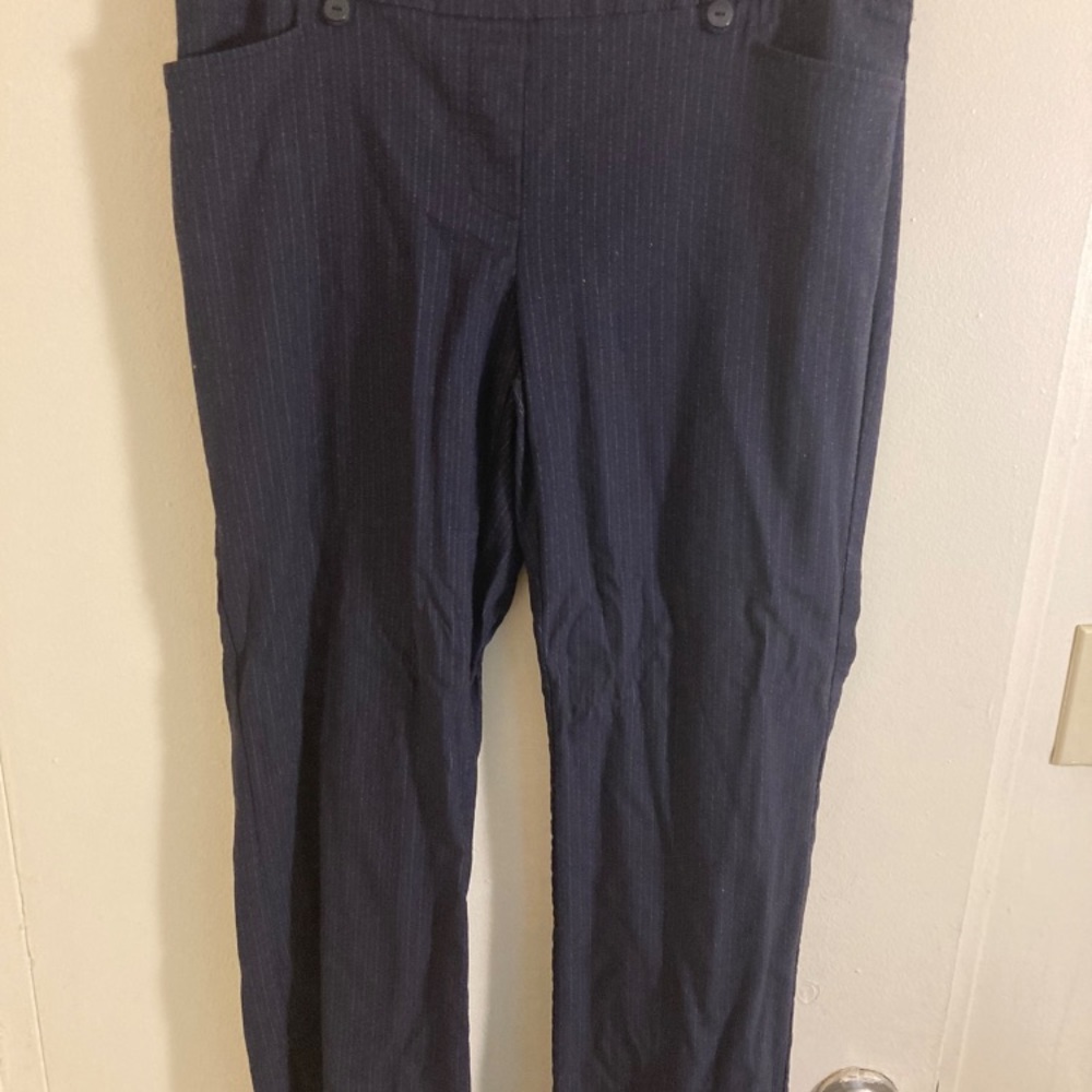 Reitman’s Women’s Lightly Pinstriped pants